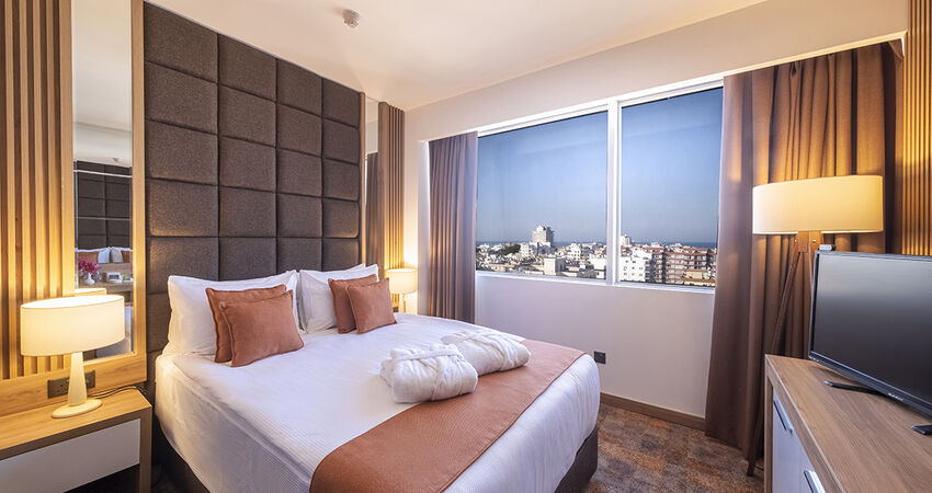 GRAND SAPPHIRE  CITY HOTEL