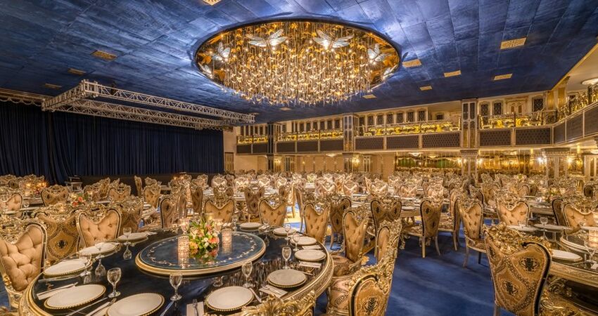 Les Ambassadeurs Hotel & Casino