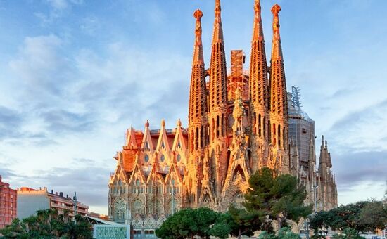 Muhteşem İspanya & Endülüs Şehirleri Turu I THY ile I 7 Gece 8 Gün