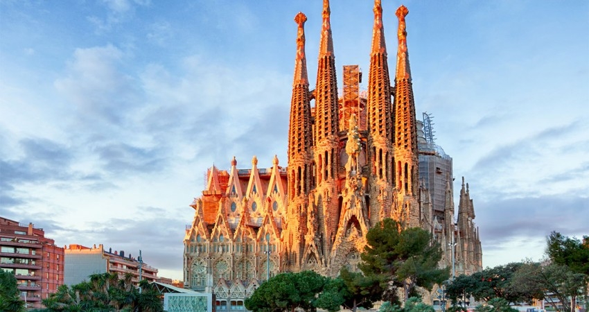 Class İspanya & Endülüs Turu | Ekstra Turlar Dahil  |  7 Gece 8 Gün | THY ile (MAD-BCN)