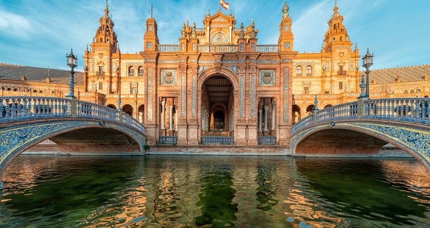 Class İspanya & Endülüs Turu | Ekstra Turlar Dahil  |  7 Gece 8 Gün | THY ile (MAD-BCN)