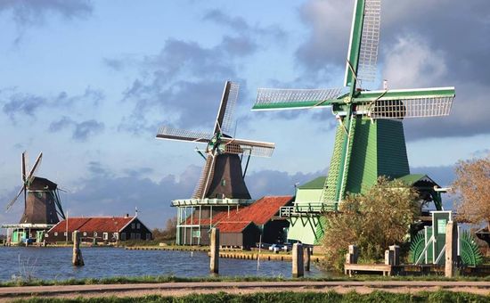 Class Benelux & Paris & Almanya |   Adana Çıkışlı  |  Ekstra Turlar Dahil  |  6 Gece - 7 Gün  |  Sun Express (DUS-DUS)