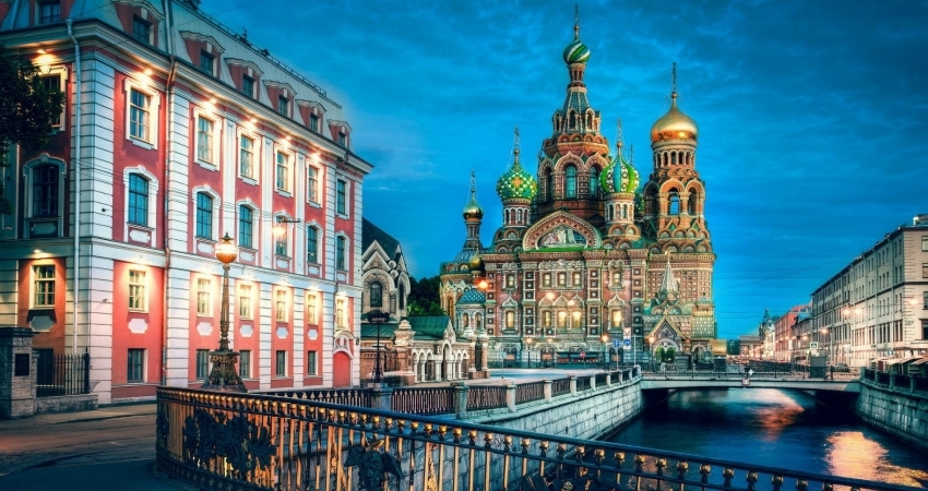 St. Petersburg Turu & Moskova I THY ile I 4 Gece 6 Gün