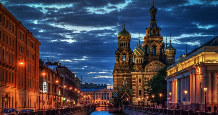 St. Petersburg Turu & Moskova I THY ile I 4 Gece 6 Gün