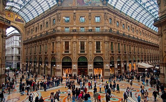 Class İtalya Turu  |  İzmir Çıkışlı  |  Ekstra Turlar Dahil  |  7 Gece - 8 Gün  |  Corendon Hava Yolları ile