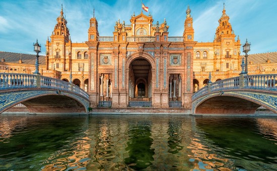 Class İspanya &  Endülüs Turu  |  İzmir Çıkışlı  |  Ekstra Turlar Dahil  |  7 Gece 8 Gün  |  SunExpress ile (MAD-BCN)