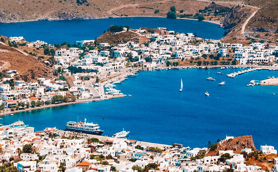 Kuşadası Hareketli | Celestyal Discovery Yunan Adaları & Atina | 4 Gece 5 Gün