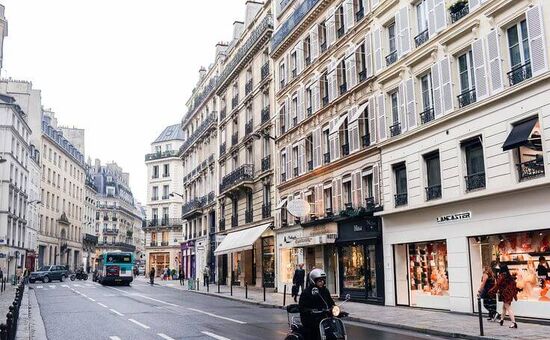 Benlüx & Paris Turu I Pegasus Havayolları ile I 7 Gece 8 Gün (CRL-CRL) 2026