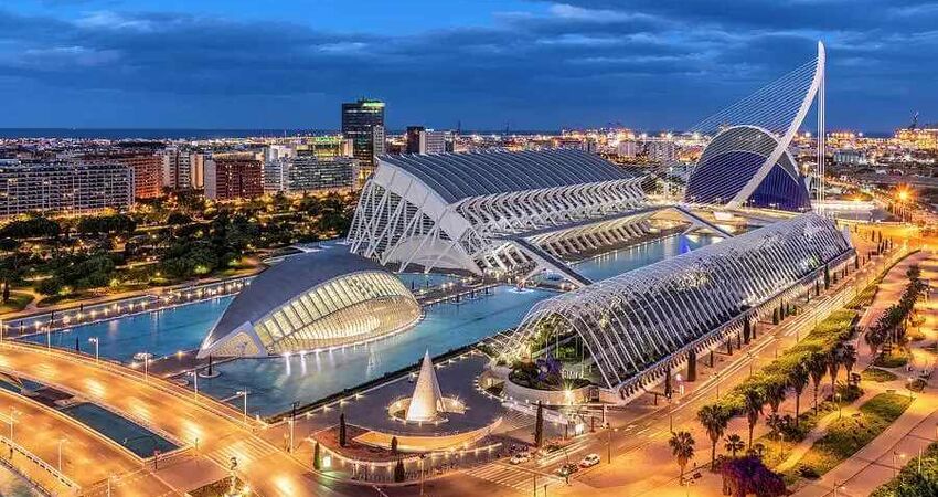 Ekspres İspanya Turu (MAD-BCN) I Pegasus HY ile I 4 Gece 5 Gün (2026 Yaz Dönemi)