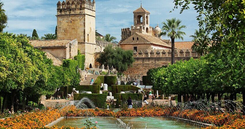 Ekspres İspanya Turu (BCN-MAD) I Pegasus HY ile I 4 Gece 5 Gün (2025 Kış Dönemi)