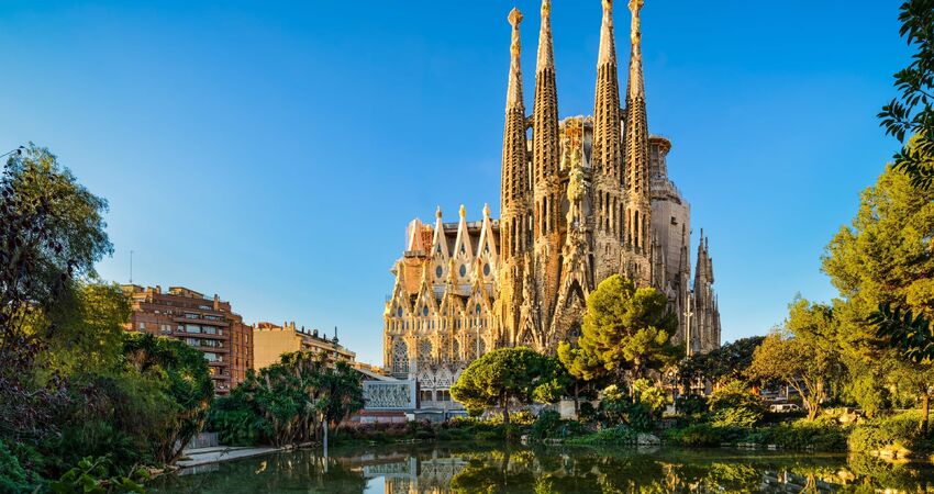 Barcelona - Madrid Turu 4 Gece 5 Gün I İstanbul dan Thy ile