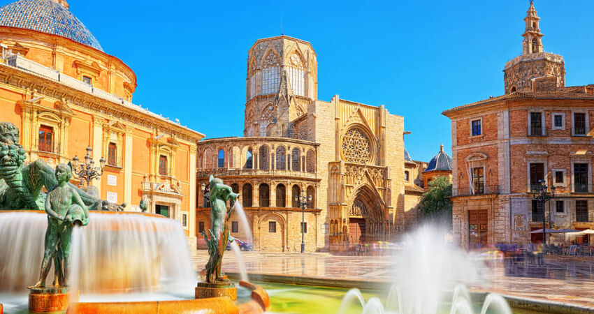 Barcelona - Madrid Turu 4 Gece 5 Gün I İstanbul dan Thy ile