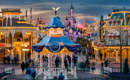 Ankara Çıkışlı Paris - Disneyland Turu I 4 Gece 5 Gün I AJET ile