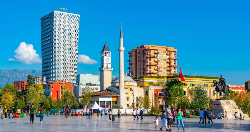 İzmır Hareketli I Otobüslü I Büyük Balkan Turu I 9 Günde 9 Ülke I Ekstra Turlar ve Akşam Yemekleri Dahil