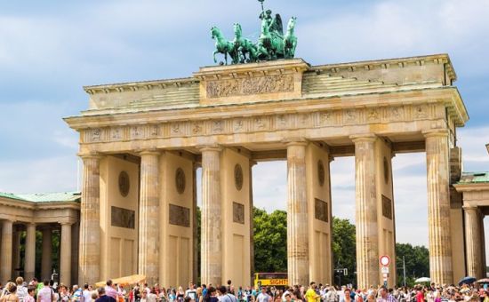 Royal Berlin &  Prag &  Viyana Turu  |  Ankara Çıkış  |  Ekstra Turlar Dahil  |  6  Gece - 7 Gün  |  Ajet ile