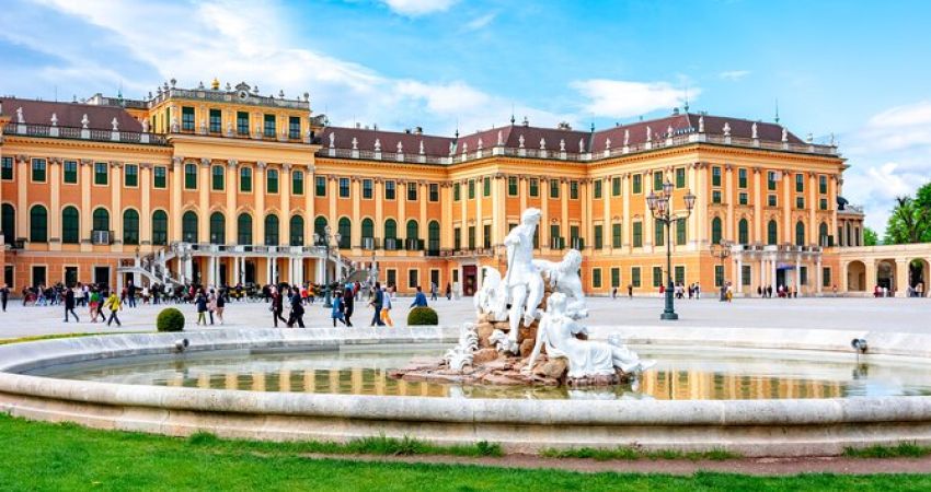 Flex Büyük Orta Avrupa Turu | 7 Gece 8 Gün | Pegasus Hava Yolları (BUD-PRG)