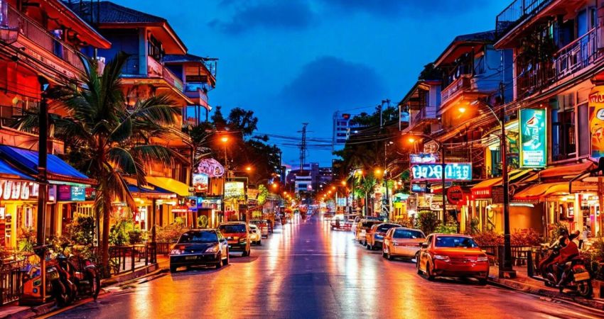 Royal Bangkok - Phuket Turu  |  Ekstra Turlar Dahil  | 6 Gece  |  THY ile