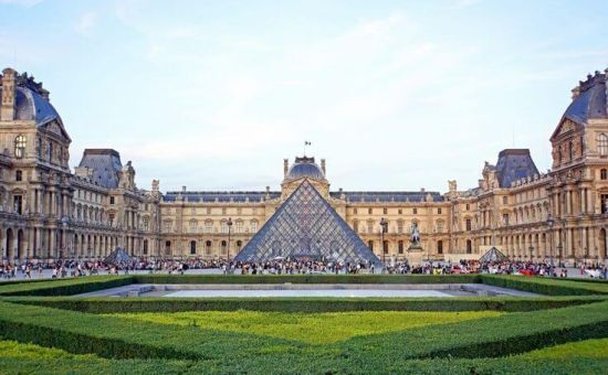 Royal Paris & Disneyland Turu  |  Ekstra Turlar Dahil  |  4 Gece  |  THY ile