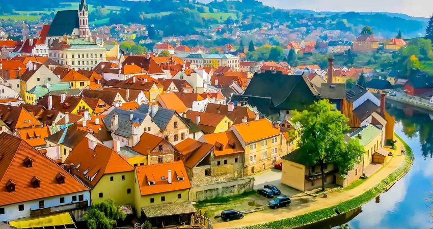 Litvanya &  Polonya &  Çekya &  Avusturya &  Slovakya &  Macaristan Turu  |  7 Gece - 8 Gün  |  THY ile (VNO-BUD)