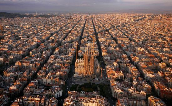 İzmir Çıkışlı I Barselona ve Mimari Harikalar Turu I SunExpress HY ile I 3 Gece 4 Gün