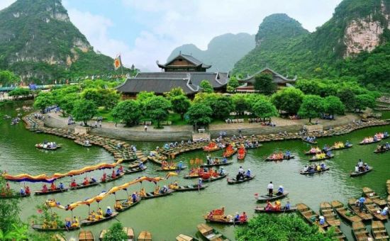 Asya Triosu Vietnam &  Kamboçya &  Tayland Turu  |  1 Gece Gemi - 8 Gece Otel  |  THY ile  (SGN-BKK)