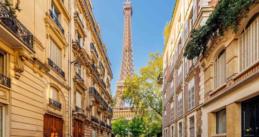 Yılbaşı Özel Royal Paris &  Disneyland &  Brüksel Turu  |  Ekstra Turlar Dahil  |  4 Gece - 5 Gün  |  THY ile