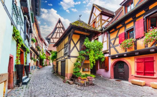 Fransa &  İsviçre Turu  |  3 Gece - 4 Gün  |  AJet ile (BSL-BSL)