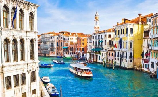 Royal Büyük İtalya Turu  |  Ekstra Turlar Dahil  |  7 Gece 8 Gün  |  THY ile  |   (NAP - MXP)