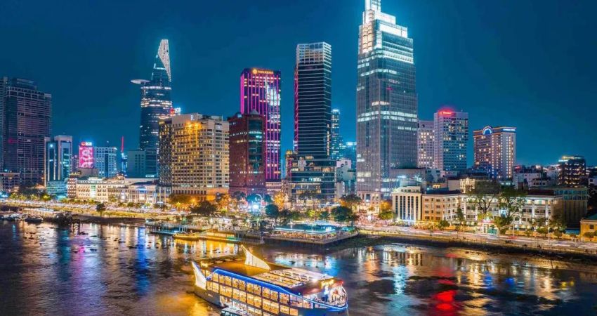 Faruk Akbaş ile  |   Kızıl Nehir’den Mekong’a Vietnam Turu  |   8 Gece  |   THY ile