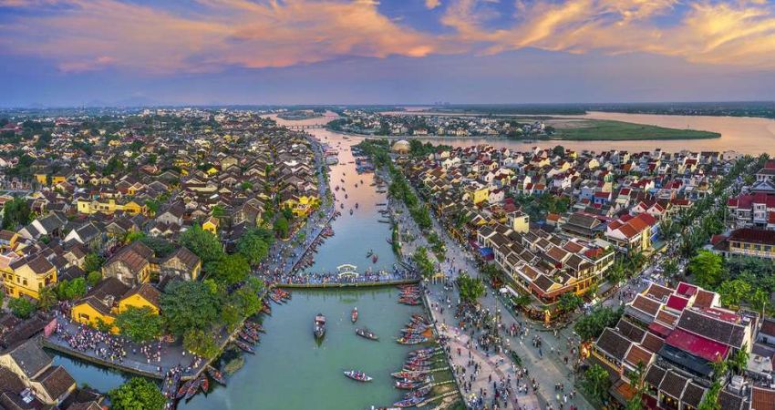 Faruk Akbaş ile  |   Kızıl Nehir’den Mekong’a Vietnam Turu  |   8 Gece  |   THY ile