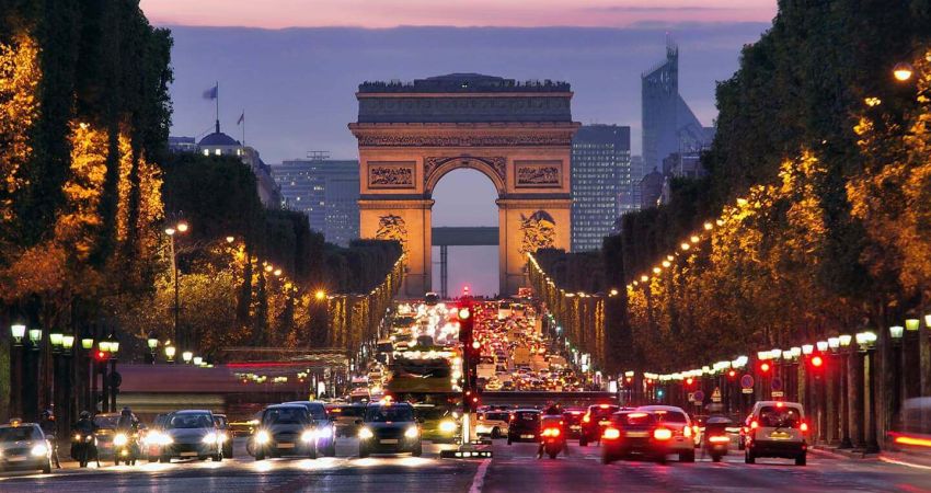 Royal Paris & Disneyland Turu |  Ekstra Turlar Dahil  |  4 Gece 5 Gün  |  Ajet HY ile
