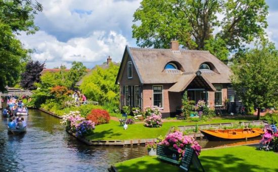 Muhteşem Benelüx &  Fransa &  Almanya Turu  |  İzmir Çıkışlı  |  7 Gece - 8 Gün  |  SunExpress ile