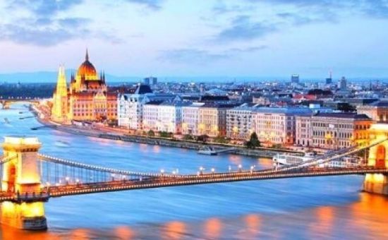 Promo Ekspress Orta Avrupa Turu  |  7 Gece 8 Gün  |  Pegasus HY İle  |  (PRG-BUD)