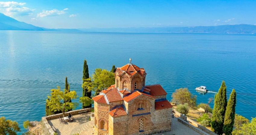 Balkan Triosu Turu | 4 Gece - 5 Gün | Pegasus Havayolları ile ( SKP-SJJ )